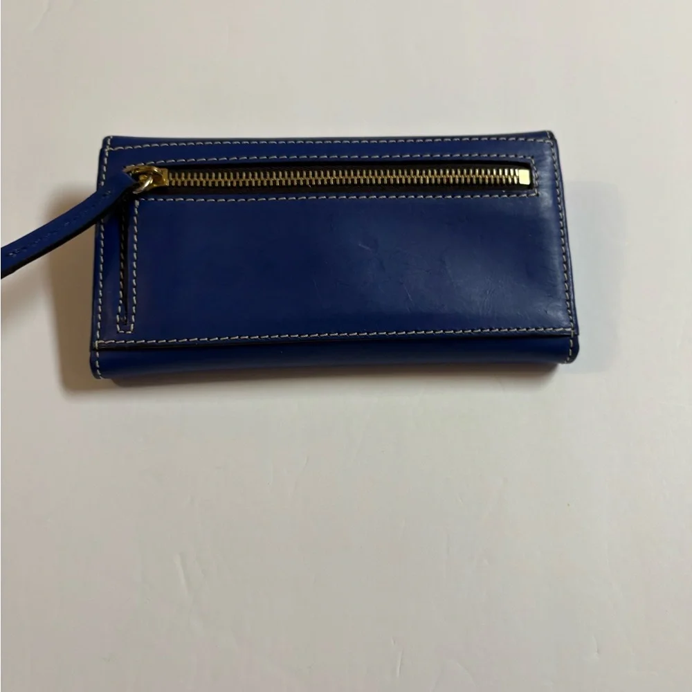 Dooney & Bourke Cobalt Blue Leather Continental Wallet with Logo Plaque - Picture 8 of 11